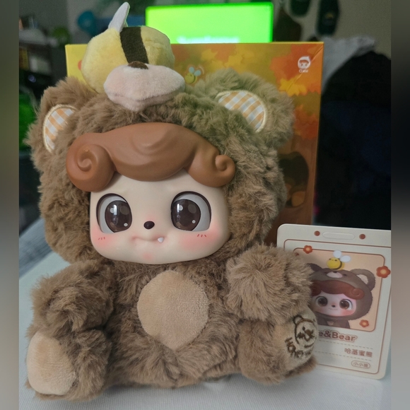 QKids Animal Preschool Series Plush Pendant. "Bee & Bear" - Picture 5 of 12